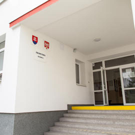 Základná škola, Kulíškova 8, 821 08 Bratislava