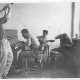 kuliskova - kapela 1958