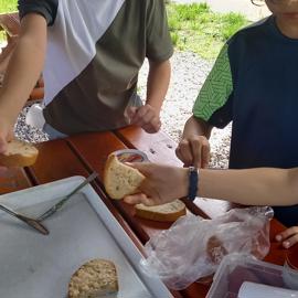 Piknik pod čerešňou V. a VII. oddelenie ŠKD
