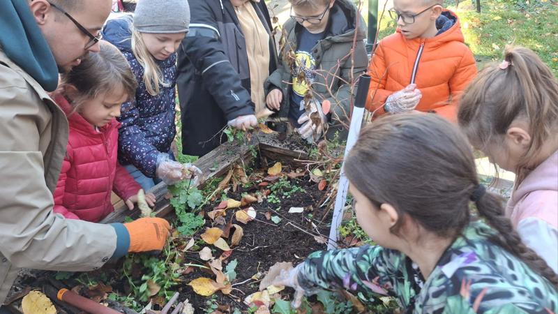 Jesenné záhradničenie VI. oddelenie ŠKD