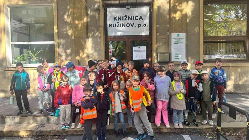 KNIŽNICA