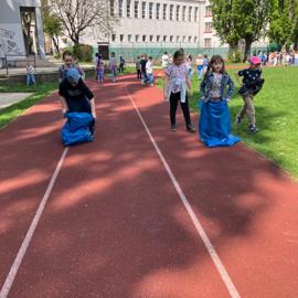 3c4bbe7b-425b-4704-8204-62d649b8eeed