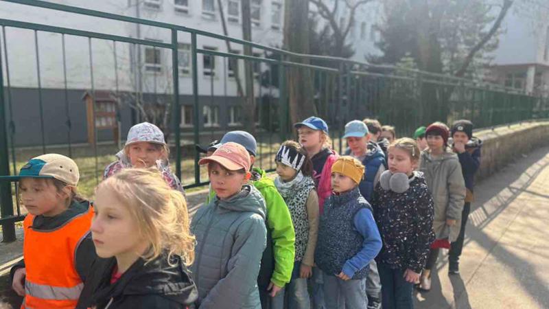 Rovesnícke vzdelávanie II. a VII. oddelenie ŠKD - DOPRAVÁČIK