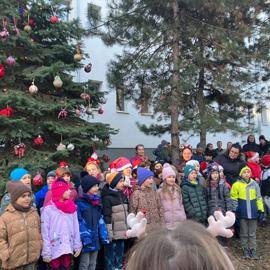 d039152f-6e85-4ded-aac0-519a4665a048